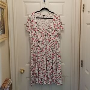 Torrid Floral Sweetheart Neckline Dress
